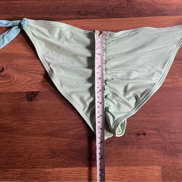 FREE Bikini Bottoms - Picture 11 of 12